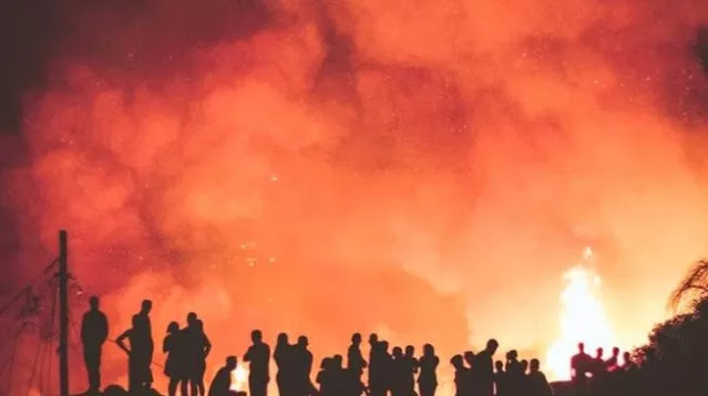 Ⓒ Hak cipta foto di atas dikembalikan sesungguhnya kepada pemilik foto Ⓒ Hak cipta foto di atas dikembalikan sesungguhnya kepada pemilik foto