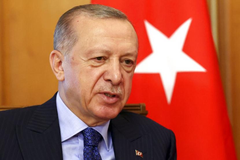 Presiden Turki Recep Tayyip Erdogan  memperingatkan bahaya Islamofobia di seluruh dunia terutama Eropa