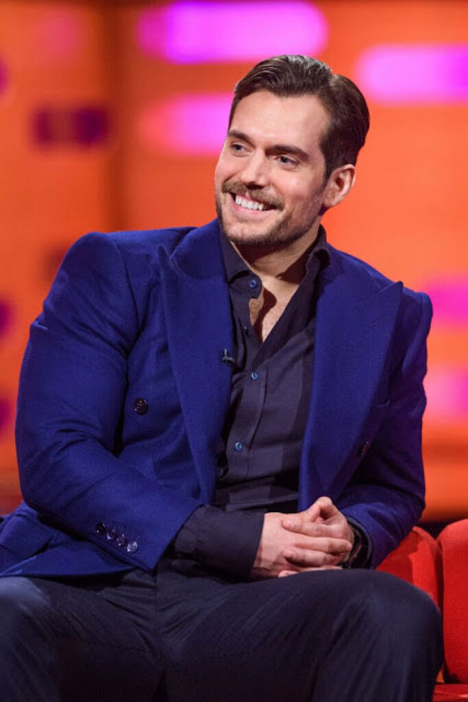 Henry Cavill Umumkan Kembali Sebagai Superman Usai Muncul di Black Adam