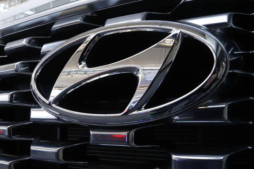 Pembuat suku cadang mobil Korea Selatan Hyundai Mobis Co. baru-baru ini mulai memasok modul sasis untuk empat model kendaraan semua-listrik Mercedes-Benz AG yang dirakit di Amerika Serikat.
