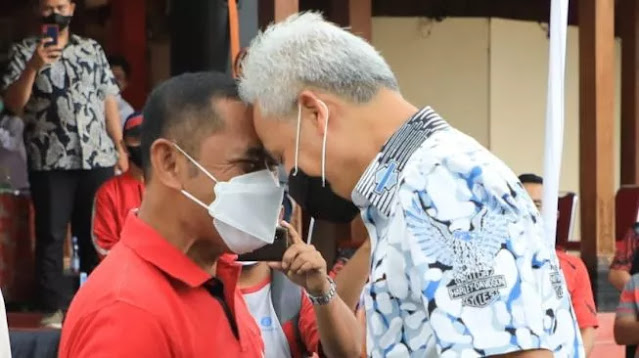 Ⓒ Hak cipta foto di atas dikembalikan sesungguhnya kepada pemilik foto Ⓒ Hak cipta foto di atas dikembalikan sesungguhnya kepada pemilik foto