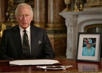 Raja Charles Bantah Renggang Dengan Pangeran William Lewat Postingan Ini