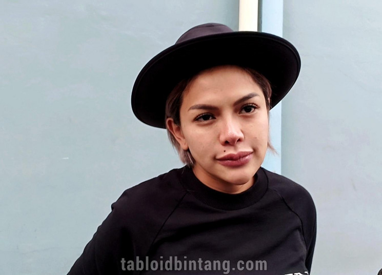 Ⓒ Hak cipta foto di atas dikembalikan sesungguhnya kepada sang pemilik foto Ⓒ Hak cipta foto di atas dikembalikan sesungguhnya kepada pemilik foto