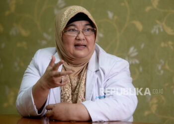 Dokter Spesialis Paru RSUP Persahabatan Jakarta Erlina Burhan mengakui adanya peningkatan kembali kasus Covid-19.