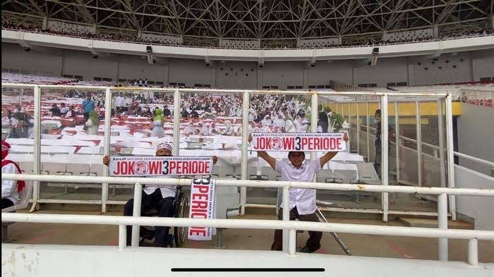 Bahas Sosok Pemimpin 2024, Temu Relawan Jokowi di Stadion GBK Politis!