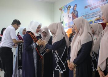 Bunda Paud Aceh Jaya Kukuhkan 19 Bunda Paud Gampong Se-Kecamatan Darul Hikmah