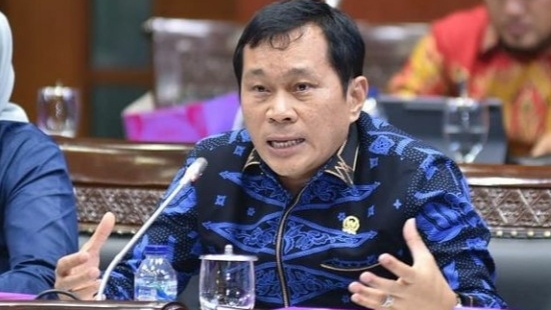 Ⓒ Hak cipta foto di atas dikembalikan sesungguhnya kepada pemilik foto Ⓒ Hak cipta foto di atas dikembalikan sesungguhnya kepada pemilik foto