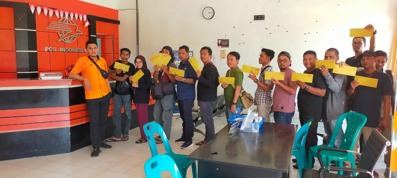 Ingin Wawancara Pj Bupati, Belasan Jurnalis Aceh Barat Kirim Surat Lewat Kantor Pos