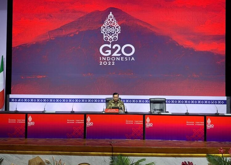 Menteri Koordinator Bidang Maritim dan Investasi Luhut Binsar Pandjaitan menjelaskan 17 kepala negara menyatakan kehadirannya pada puncak KTT G20 di Bali 15-16 November mendatang.
