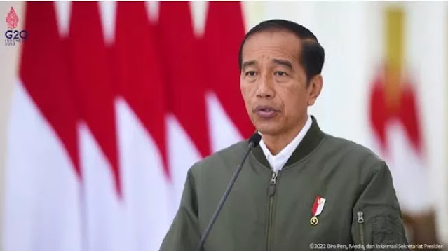 Jokowi Disebut Main Politik Praktis Usai Kode-kode Capres, Pengamat: Harusnya Dia Sadar