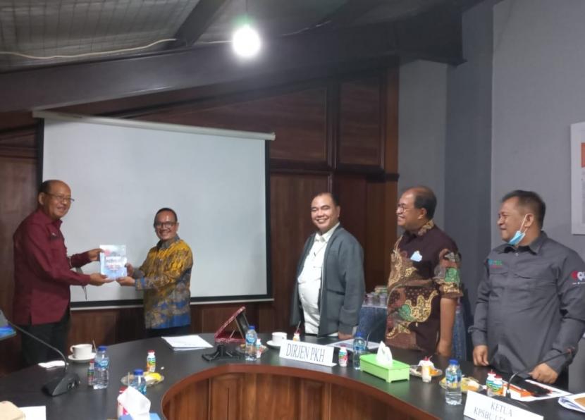 Kunjungan Kerja Komisi IV DPR RI di Koperasi Persusuan Bandung Utara (KPSBU) Lembang, Jumat (4/11/2022).