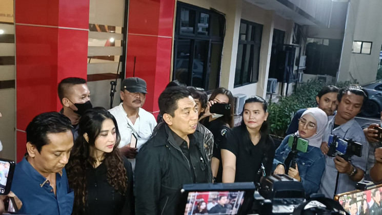 Dewi Perssik (Supriyanto/tabloidbintang.com)