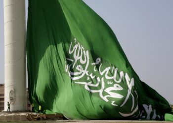 Bendera Arab Saudi. Arab Saudi berlakukan aturan ketat untuk perusahan farmasi