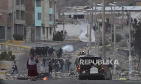 Polisi Peru Tangkap 200 Orang Terkait Aksi Demo di Lima
