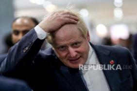 Mantan PM Inggris Boris Johnson Mengaku Pernah Diancam Putin