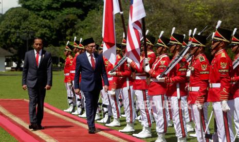 Selama Jabat Presiden, Jokowi Bertemu 5 PM Malaysia Berbeda