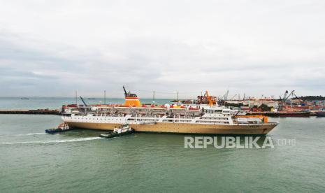 Libur Imlek, Pelni: Arus Penumpang di Pelabuhan Baubau Normal