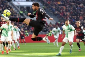 Dipermalukan Sassuolo 2-5, Milan Terancam Keluar dari Zona Liga Champions