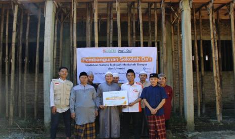 BMH-Pos Dai Salurkan  Dana Pembangunan Sekolah Dai di Sumut