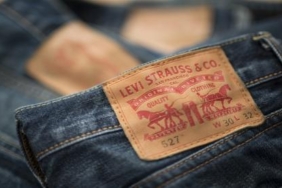 CEO Levi Strauss: Skinny Jeans Masih Cocok Digunakan Saat Ekonomi Menyusut