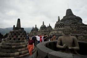 Membangun Wisata Ramah Muslim di Kawasan Borobudur