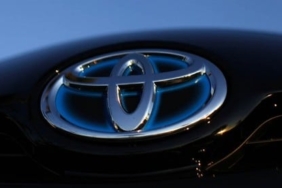Ban Tepat untuk Toyota Innova Zenix