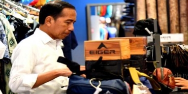 Presiden Jokowi Icip-Icip Keripik Tempe Kualitas Ekspor UMKM