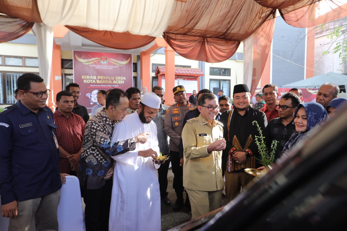 Ⓒ Hak cipta foto di atas dikembalikan sesungguhnya kepada sang pemilik foto Ⓒ Hak cipta foto di atas dikembalikan sesungguhnya kepada pemilik foto