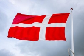Menteri Pertahanan Denmark Ambil Cuti Panjang Karena Sakit