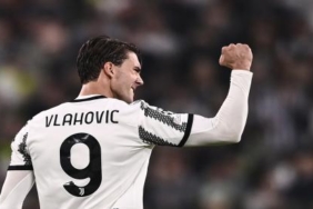 Manfaatkan Prahara di Juventus, Arsenal dan MU Siap Tampung Vlahovic