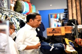 Jadi Kekuatan Ekonomi Indonesia, Jokowi Minta OJK Dukung Sektor UMKM
