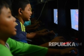 Ini Bukti Orang Indonesia Hobi Internetan