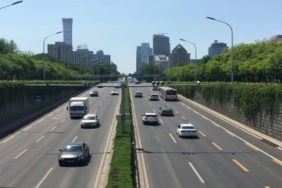 Beijing Kembali Berlakukan Pembatasan Kendaraan Bermotor