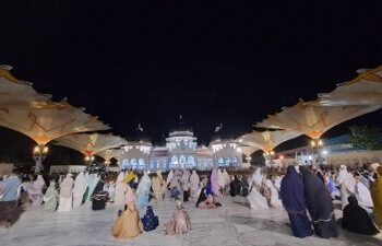 Tarawih Perdana, Jemaah Padati Masjid Raya Baiturahman