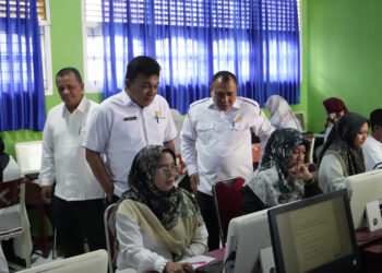 Dinas Pendidikan Aceh melaksanakan Assessmen Kompentensi Guru (AKG) pada sejumlah sekolah SMA di wilayah Cabang Dinas Pendidikan Kota Banda Aceh dan Aceh Besar pada Rabu, 1 Maret 2023 tadi pagi. FOTO/Dok. Disdik
