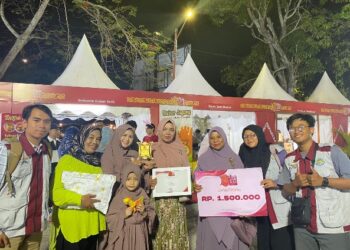 Olahan Tepung Magrove, Tim PKK Kajhu Sabet Juara II Expo UMKM Aceh