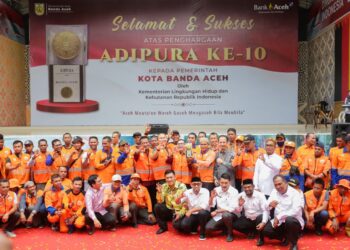 Banda Aceh Raih Adipura, Pasukan Orange Diganjar Bonus Rp 889 Juta