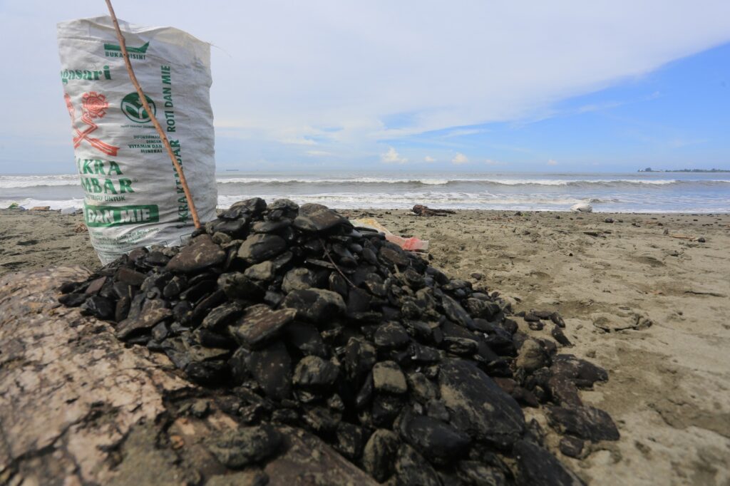 Soal Batu Batu Bara Tumpah di laut, FJL Aceh Desak Pemerintah Aceh Awasi Kinerja PT Mifa Bersaudara