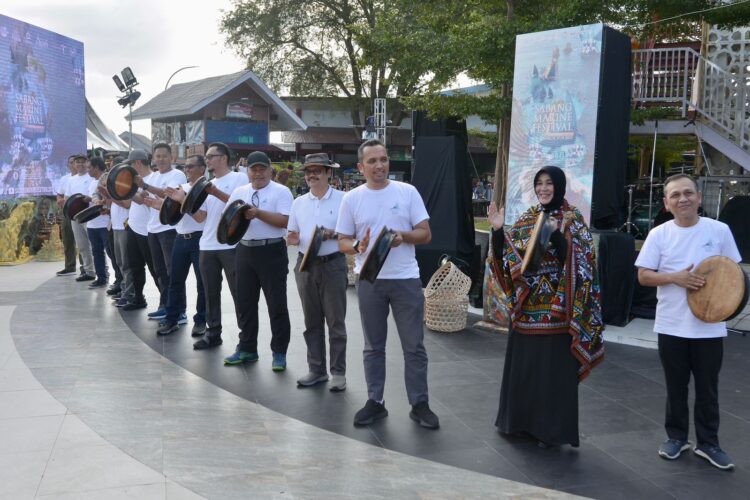 Ⓒ Hak cipta foto di atas dikembalikan sesungguhnya kepada pemilik foto