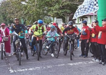 Pj Bupati Mahdi Lepas 1,530 Peserta Fun Bike Spirit Teuku Umar