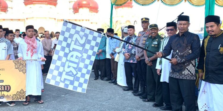 Ribuan Pelajar di Meulaboh Meriahkan Pawai Sambut Ramadhan