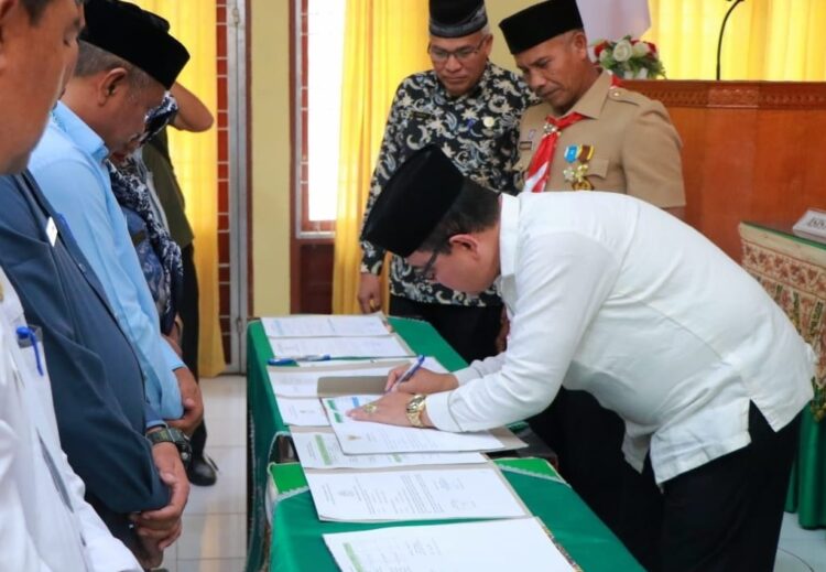 Pj Bupati Aceh Barat Teken Naskah Perjanjian Kinerja
