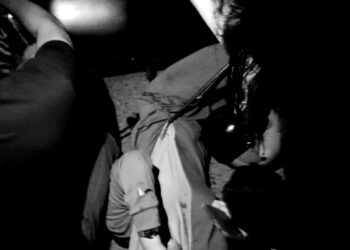 Silfa Citra (20) warga Pasar Rawa, Kecamatan Gebang, Kabupaten Langkat, Sumatera Utara jadi korban kecelakaan tunggal kecelakaan tunggal di lokasi pembuatan parit badan jalan di kawasan Blang Pulo, Kecamatan Muara Satu, Kota Lhokseumawe, Rabu (5/4/2023) malam. FOTO/HAI/Azhari