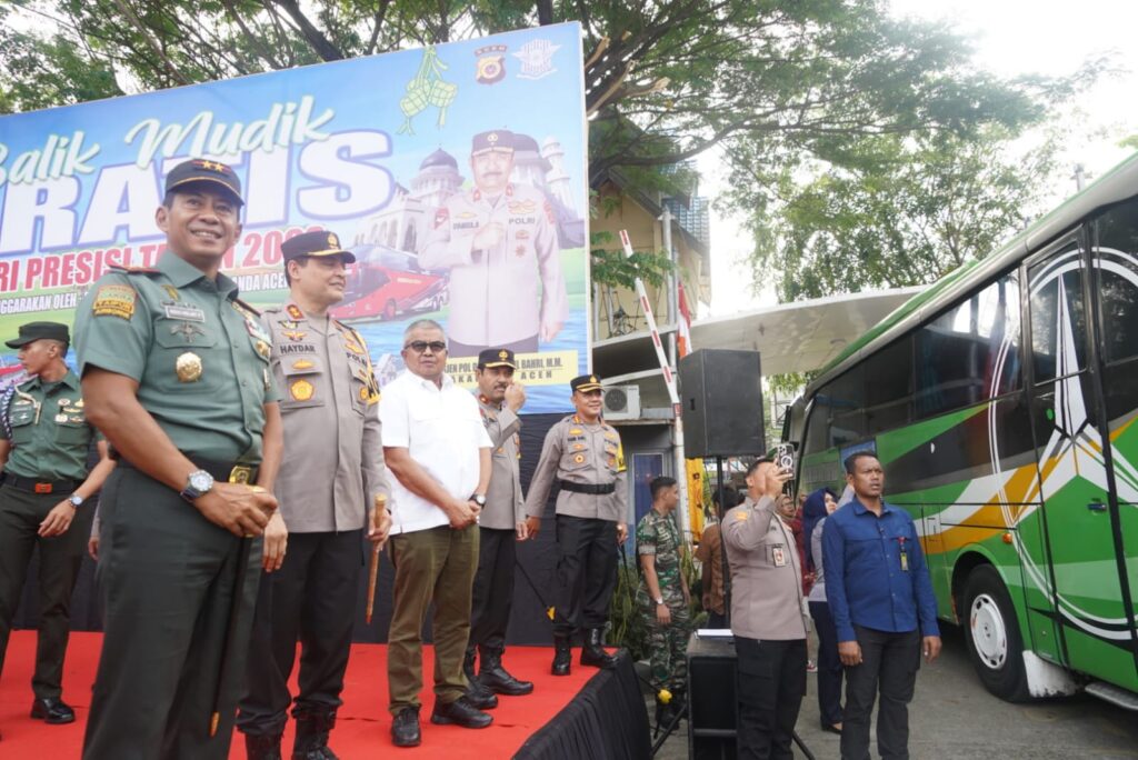Pangdam IM dan Kapolda Aceh Lepas Rombongan Balik Mudik Lebaran