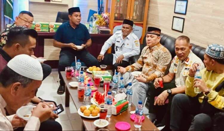 Ⓒ Hak cipta foto di atas dikembalikan sesungguhnya kepada pemilik foto