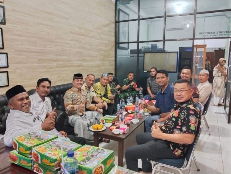 Ⓒ Hak cipta foto di atas dikembalikan sesungguhnya kepada pemilik foto Ⓒ Hak cipta foto di atas dikembalikan sesungguhnya kepada pemilik foto