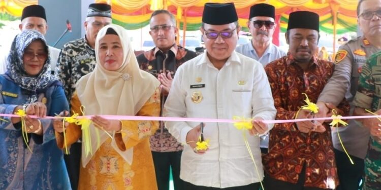 Ⓒ Hak cipta foto di atas dikembalikan sesungguhnya kepada sang pemilik foto Ⓒ Hak cipta foto di atas dikembalikan sesungguhnya kepada pemilik foto