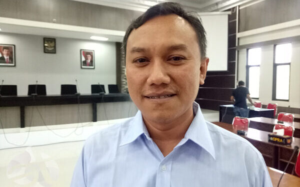 Ⓒ Hak cipta foto di atas dikembalikan sesungguhnya kepada sang pemilik foto Ⓒ Hak cipta foto di atas dikembalikan sesungguhnya kepada pemilik foto