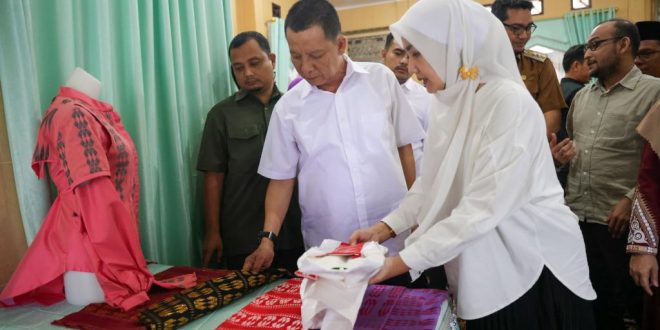 Ⓒ Hak cipta foto di atas dikembalikan sesungguhnya kepada pemilik foto Ⓒ Hak cipta foto di atas dikembalikan sesungguhnya kepada pemilik foto