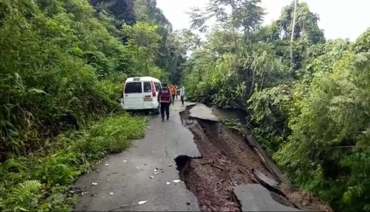 PUPR Aceh Barat Lobi ke Provinsi Tangani Jalan Longsor Geumpang